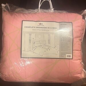 Pink Bedding Set - Queen